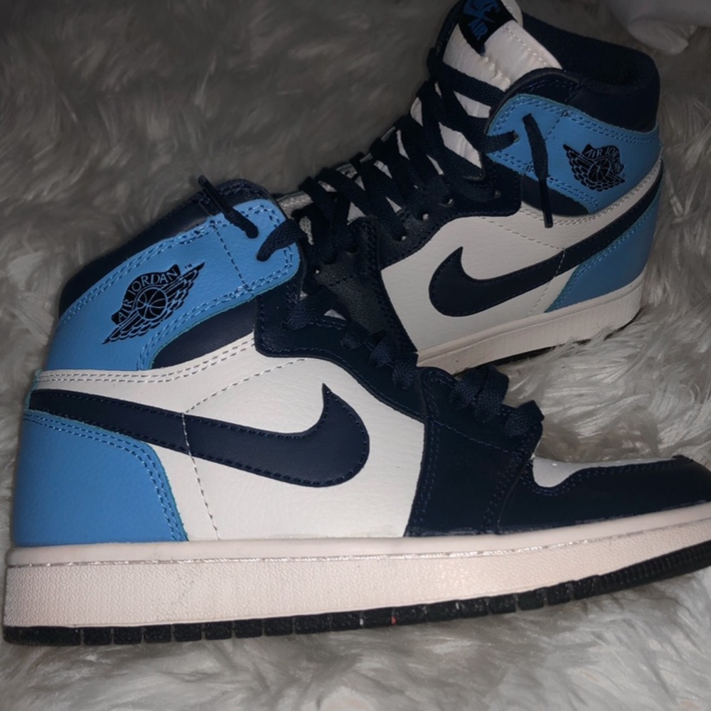 air jordan 1 obsidian university blue NONAUTHENTIC